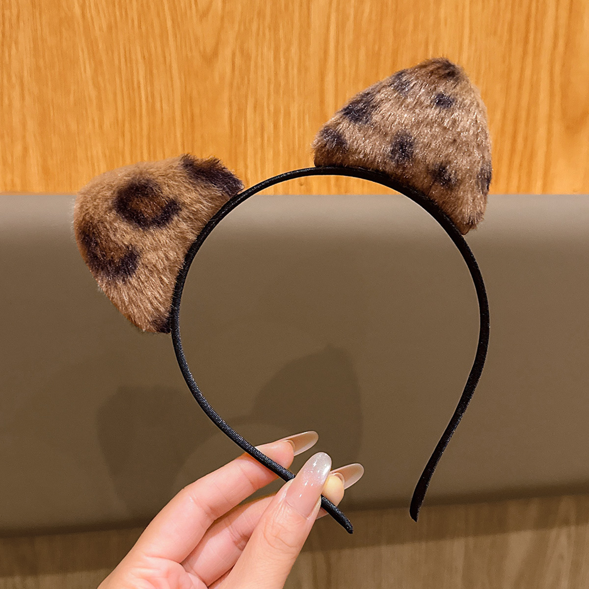 1 Cat's ears (Steamed cat-ear  - đánh giá và giá Reindeer Antlers Headband