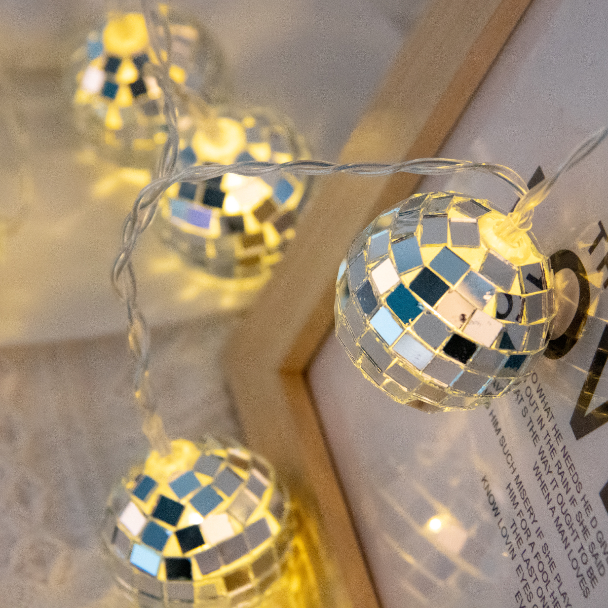 1.5m LED Mirror Ball String Li - đánh giá và giá Led Fairy String Lights