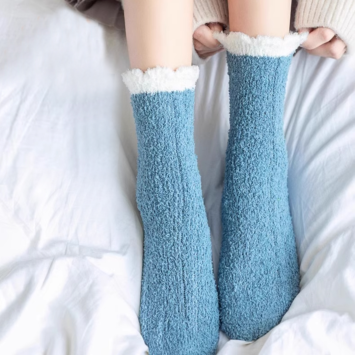 6/12 Pairs of Fuzzy Socks Soft - đánh giá và giá Christmas Stocking Hanging