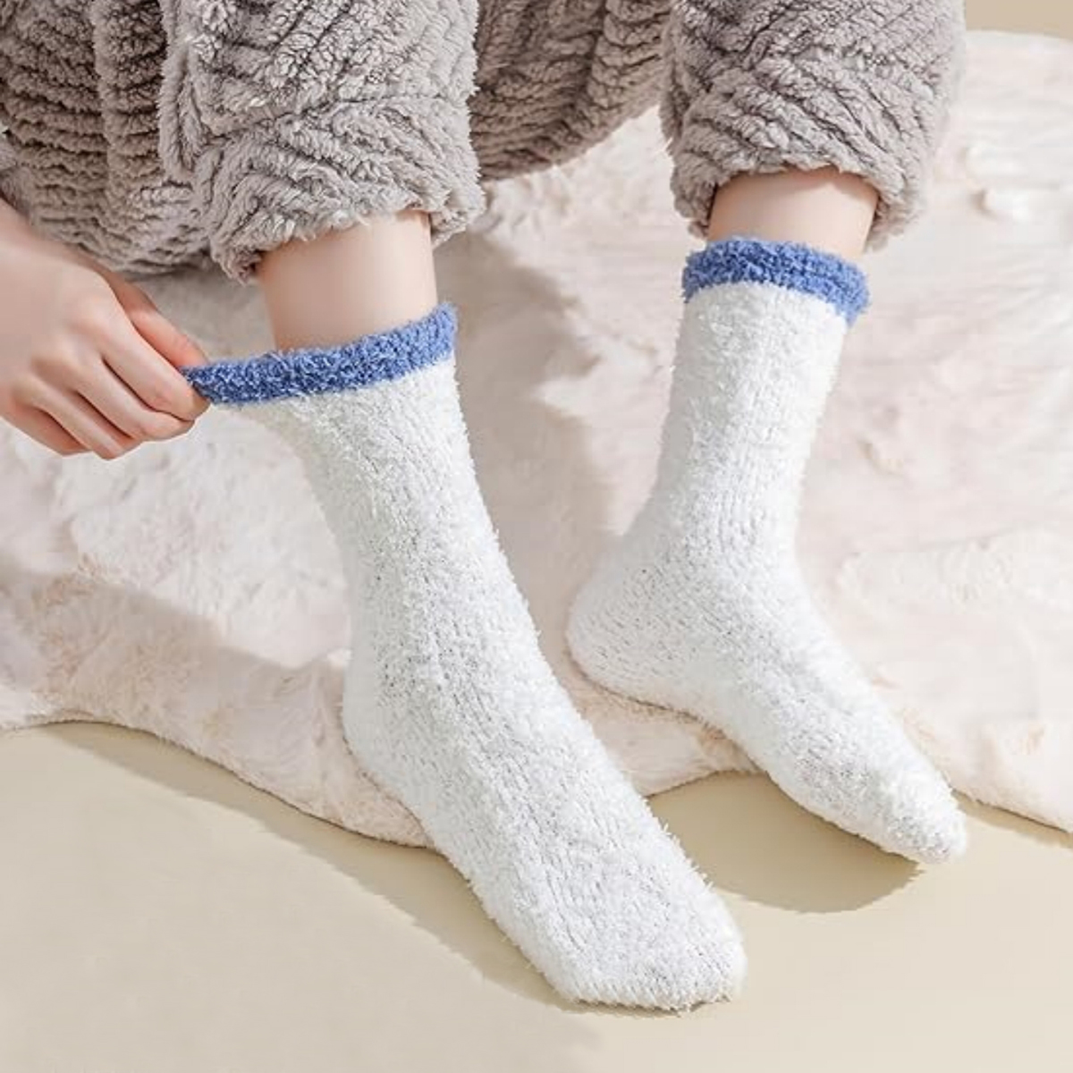 6/12 Pairs of Fuzzy Socks Soft - đánh giá và giá Christmas Stocking Hanging